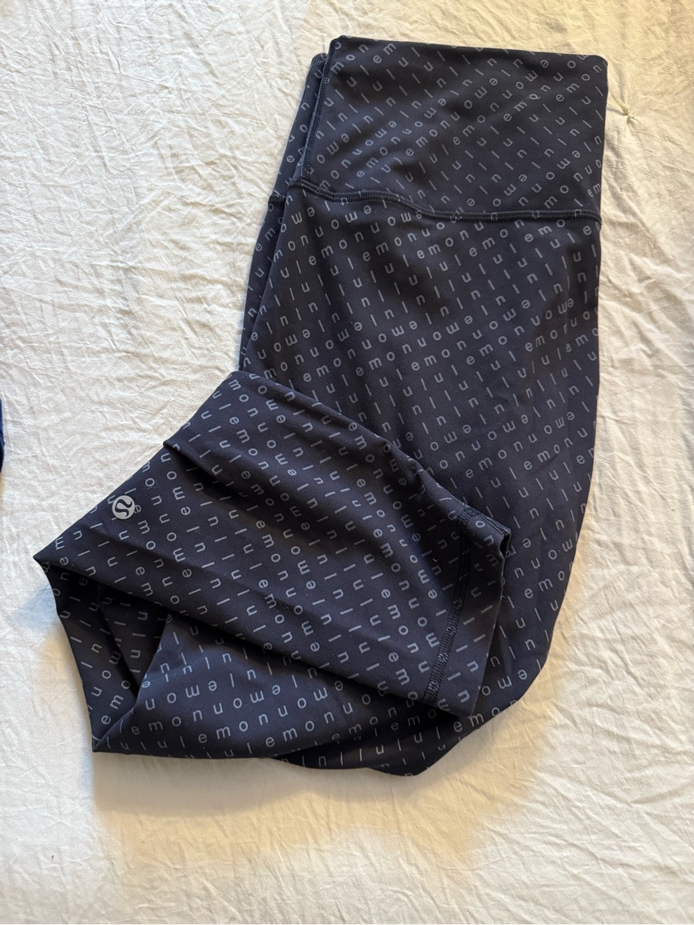 Lululemon brand leggings print